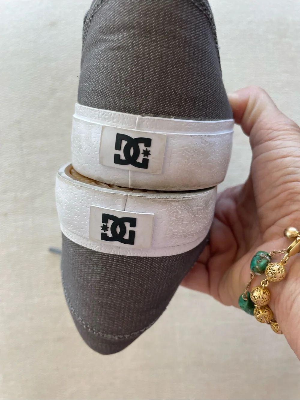 DC Hyde M Gray Canvas Skate Sneakers - Picture 6 of 13